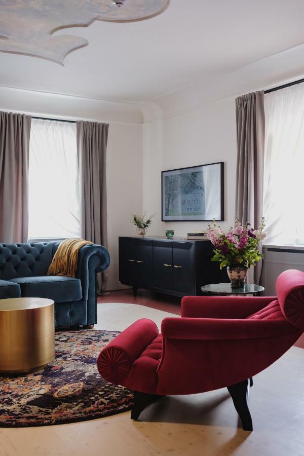 Monastery Garden Bistro & Rooms เชสกี้ครุมลอฟ ภายนอก รูปภาพ